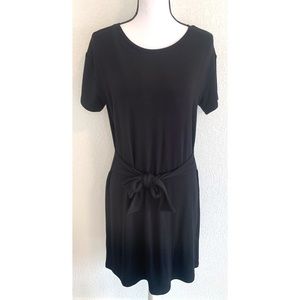 BB Dakota black front tie dress size medium size M